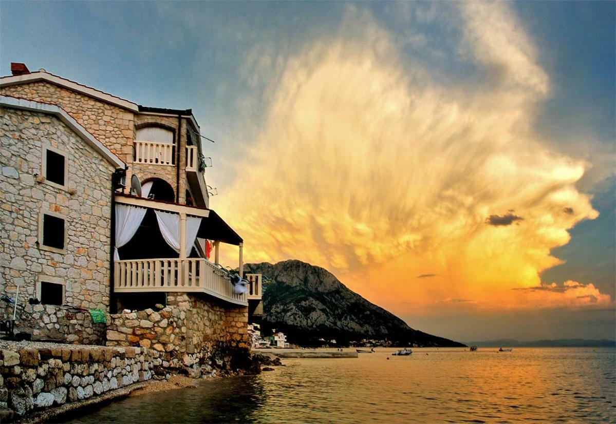 Apartments Martina Brist Dış mekan fotoğraf