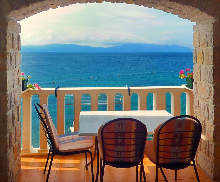 Apartments Martina Brist Dış mekan fotoğraf